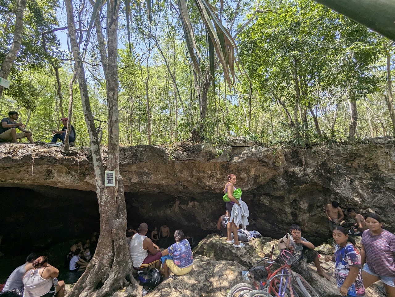 Cenote Aldea Zama
