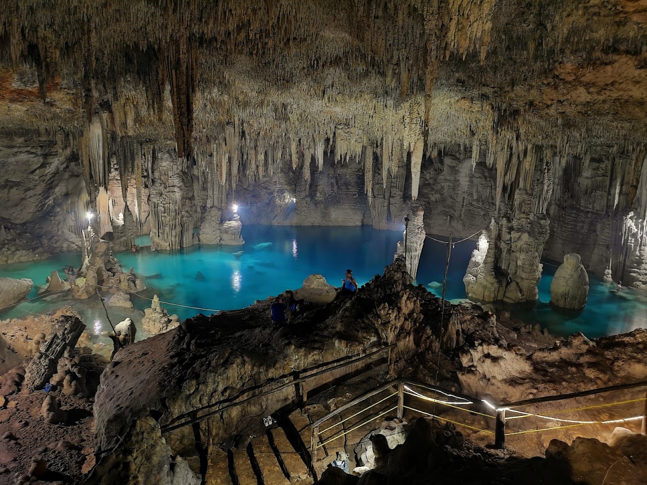 Cenote Ch ´oojaj