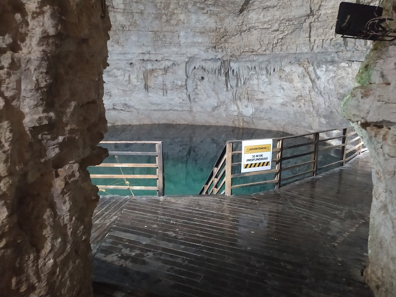 Cenote K'om Há