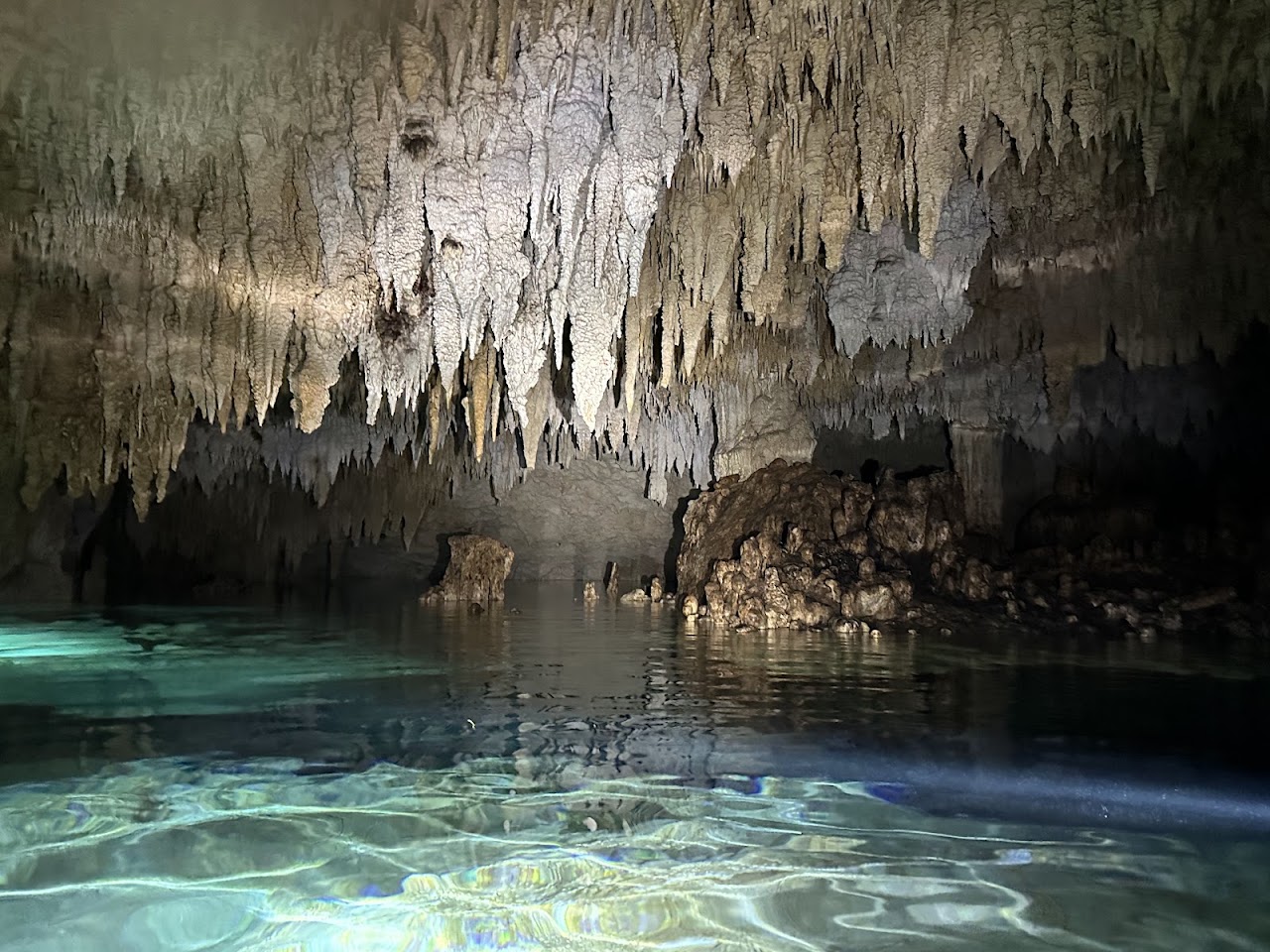 Cenote Nohoch Nah Chich