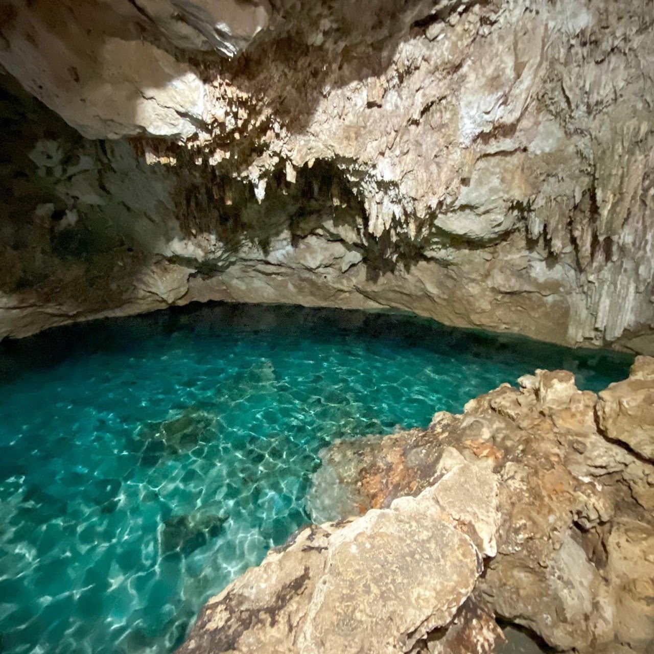 Pool Uinic cenote