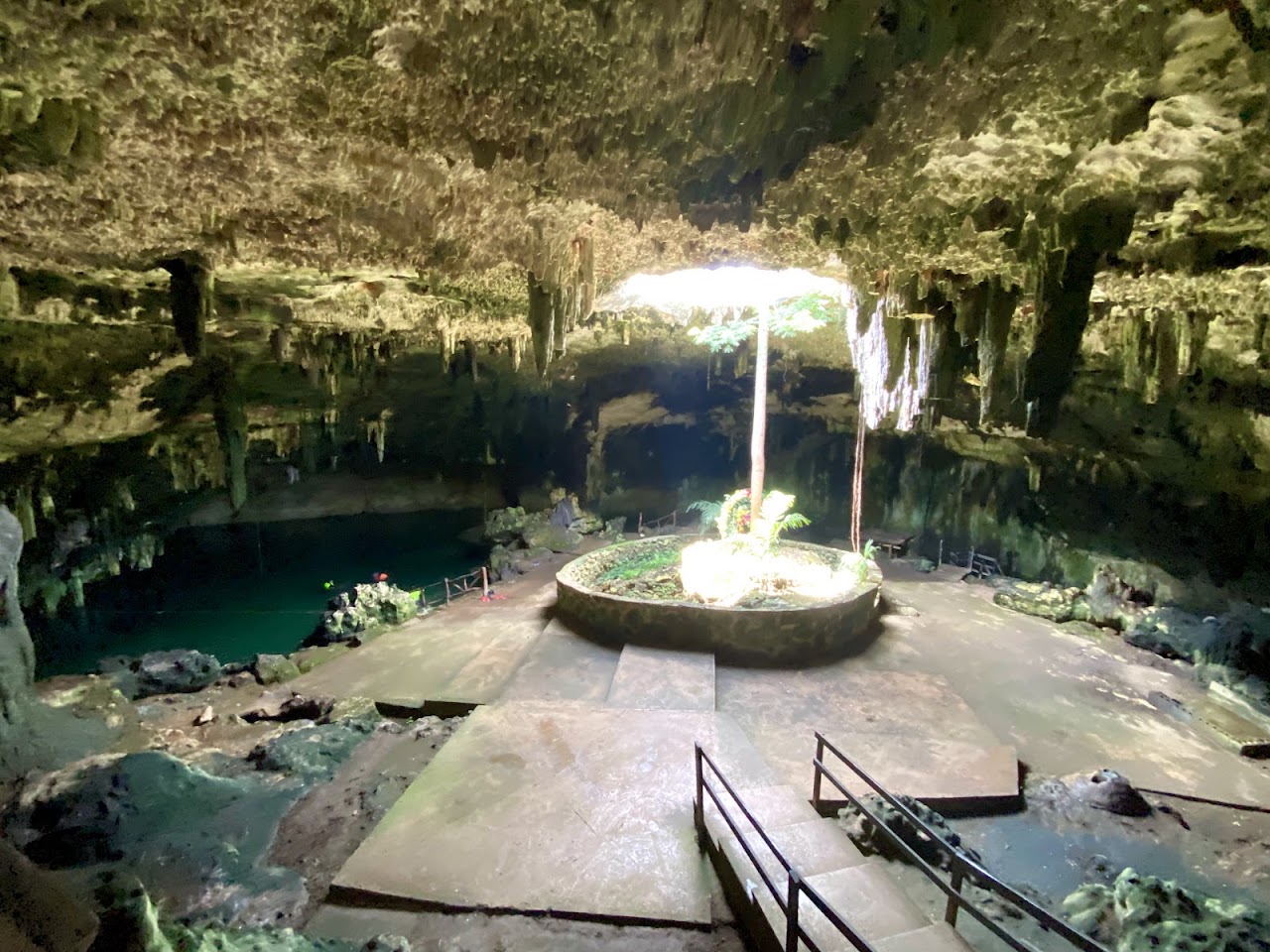 Tza Ujun Kat Cenote