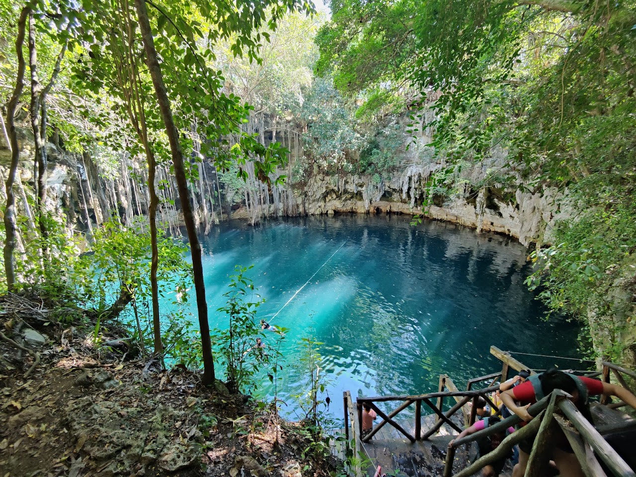 Cenote Yokdzonot