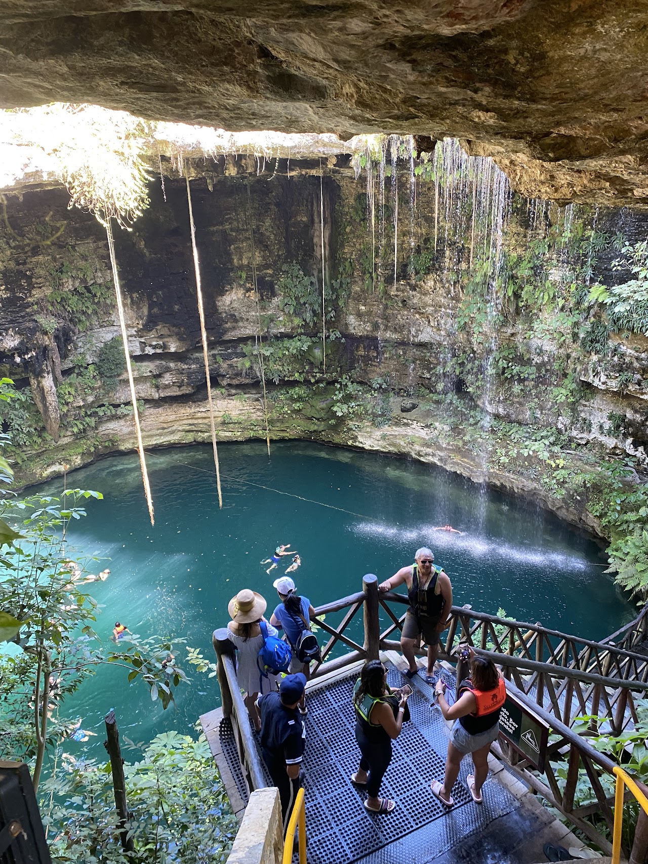 Cenote Zahamal